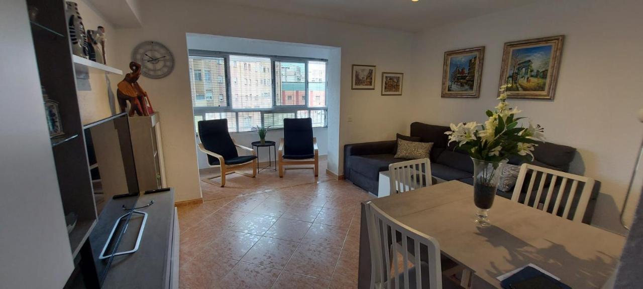 Apartamento Velazquez Malaga Zewnętrze zdjęcie